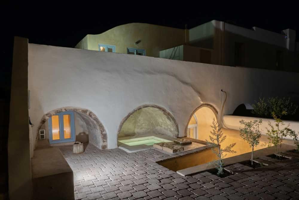 Oia'S Cellars Apartment Exterior photo